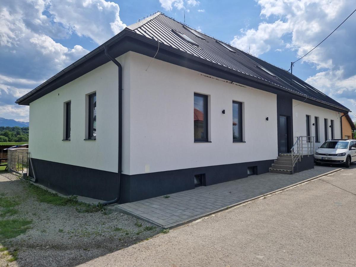 Apartman Tatranka Vlasky Exterior foto