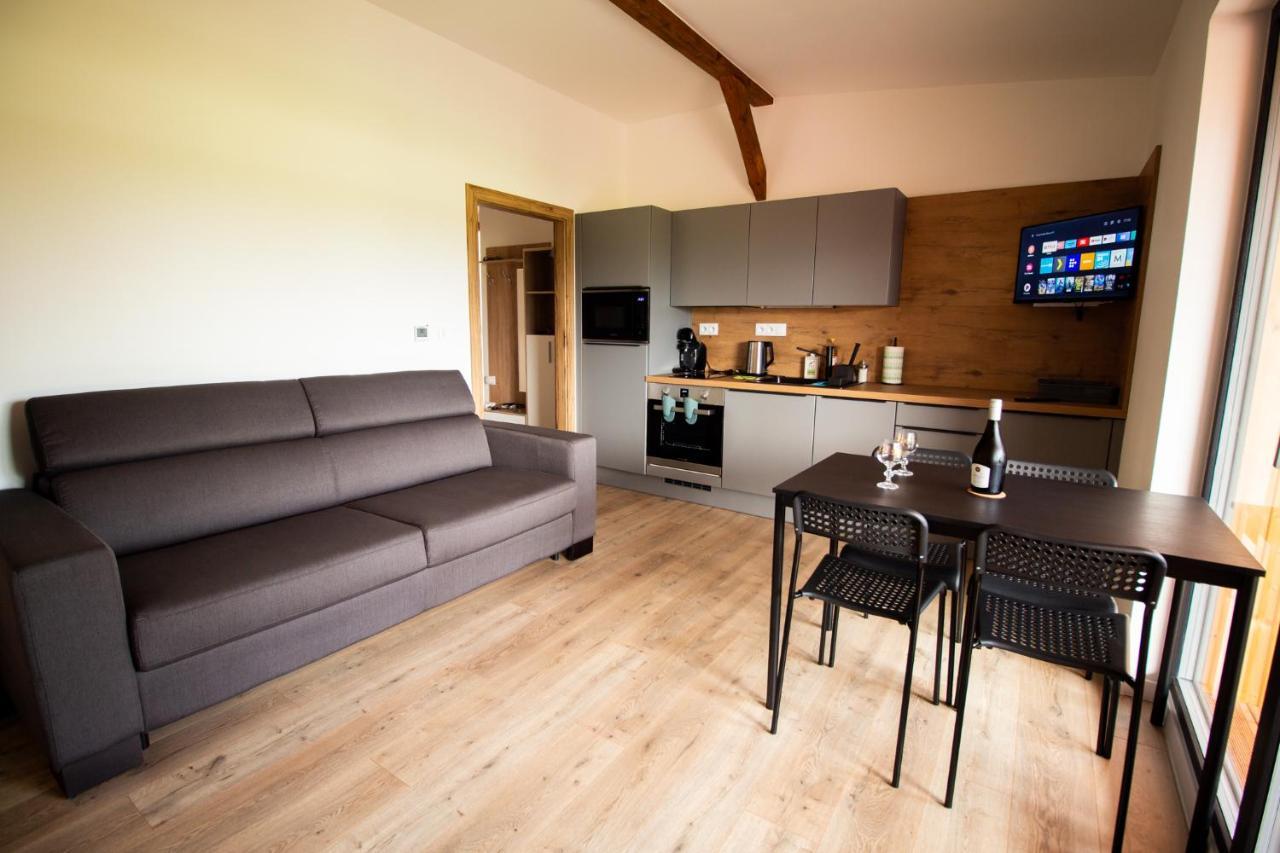 Apartman Tatranka Vlasky Exterior foto